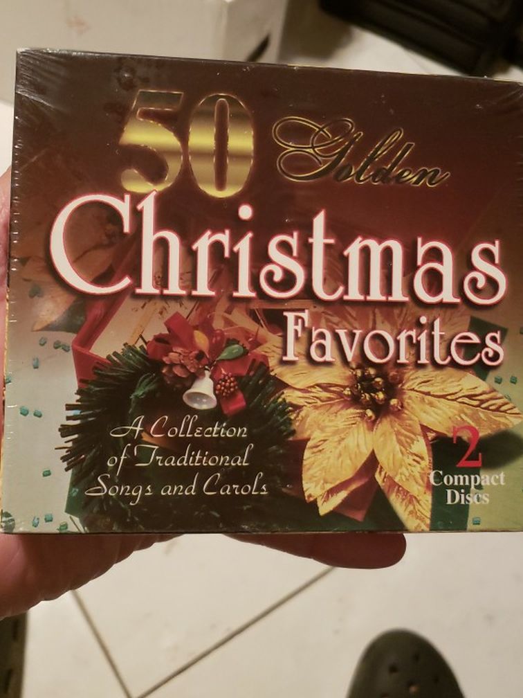 50 Golden Christmas Favorites