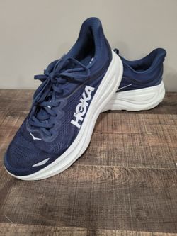 Hoka Bondi 9