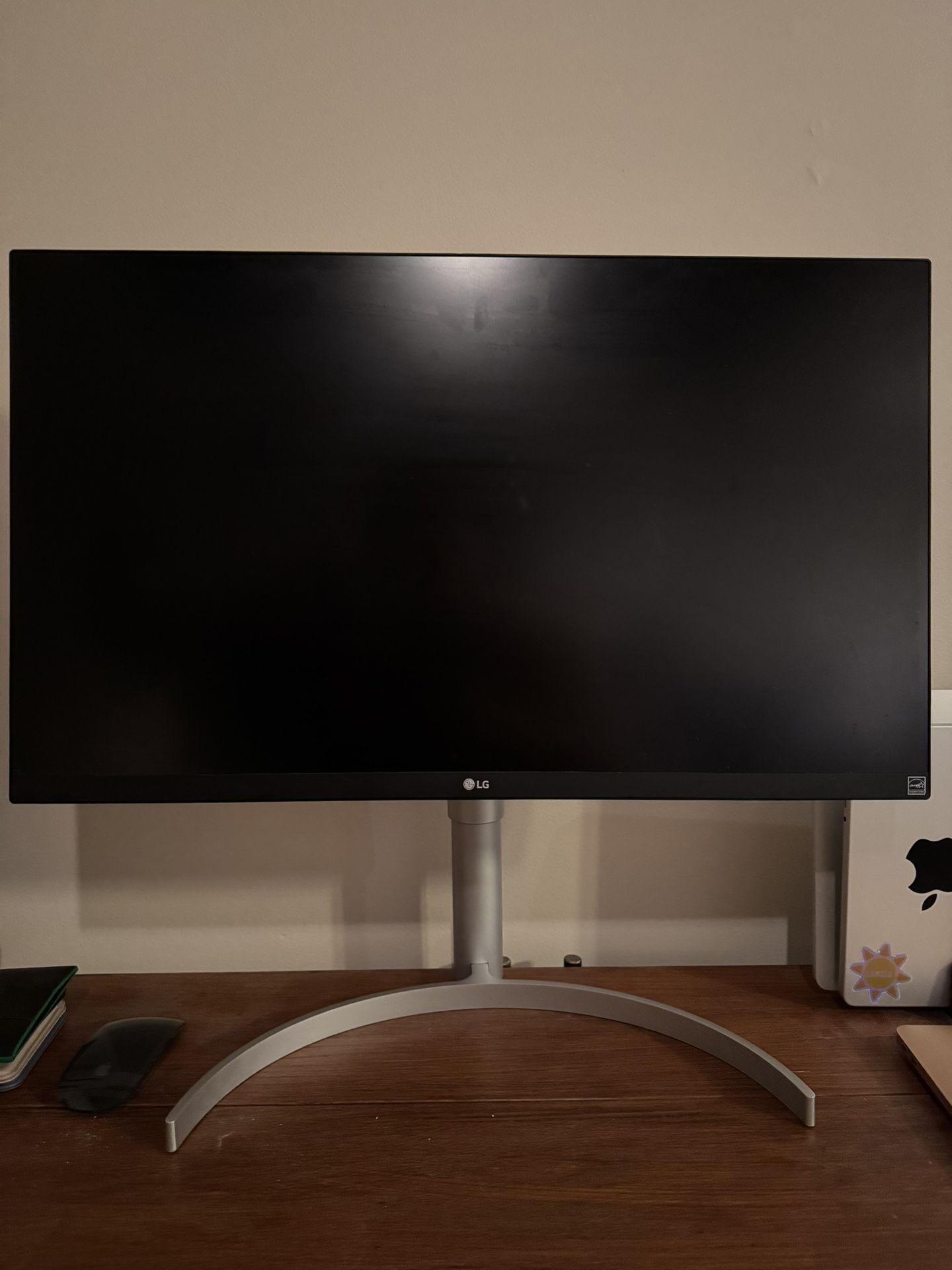 LG 4K Monitor 27 inch