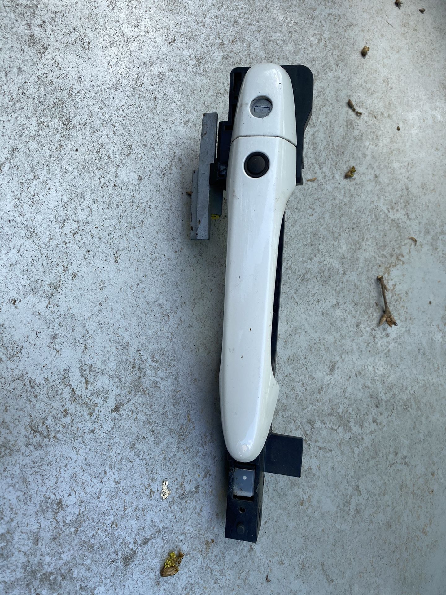 Honda CR-V door handle