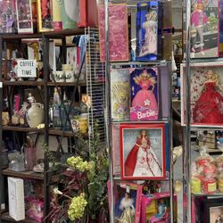 Barbie Dolls A Total Of 248