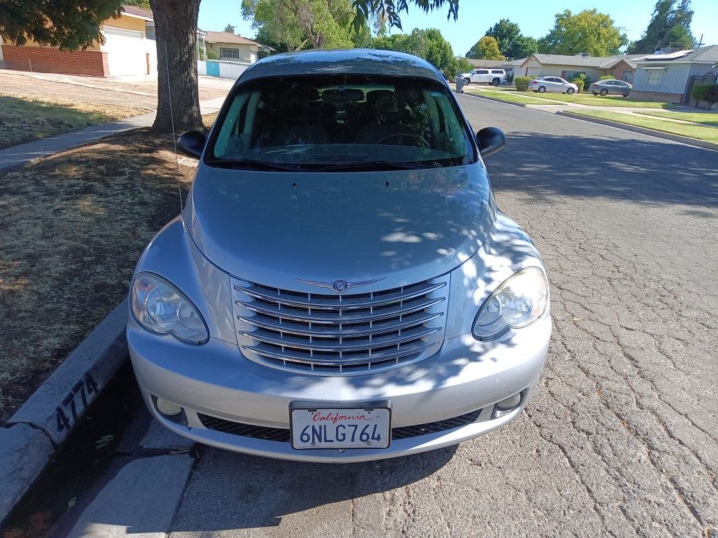 Chrysler. P/T Cruiser