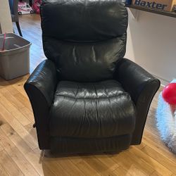 Black LazyBoy Recliner in great condition!