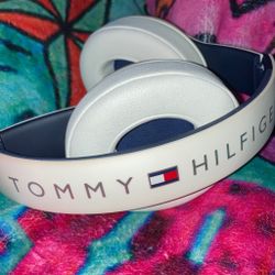 Tommy Hilfiger headphones