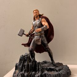 THOR STATUE