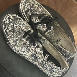 Moma Camo Van 