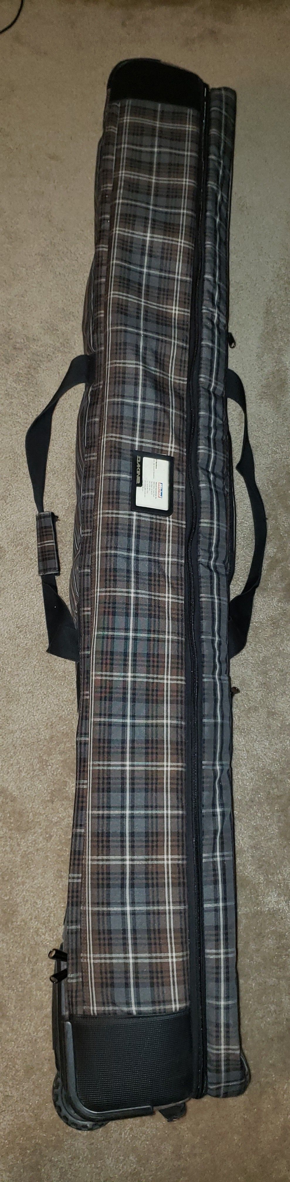 Dakine High Roller Snowboard wheeled bag