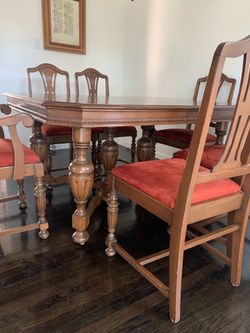 Antique 7pc Walnut Jacobean Dining Table and Six Chairs