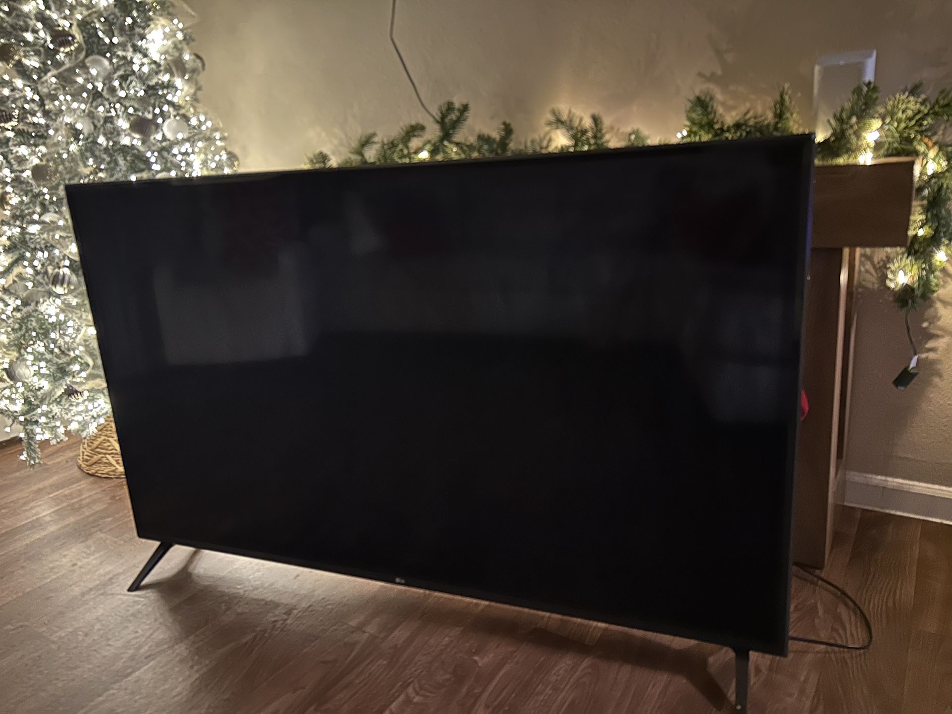 65 Inch Tv *read Description*