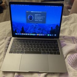 MacBook Pro 13 inch Touch Bar