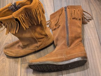 Minnetonka Moccasin Mid Calf Boot Size 9