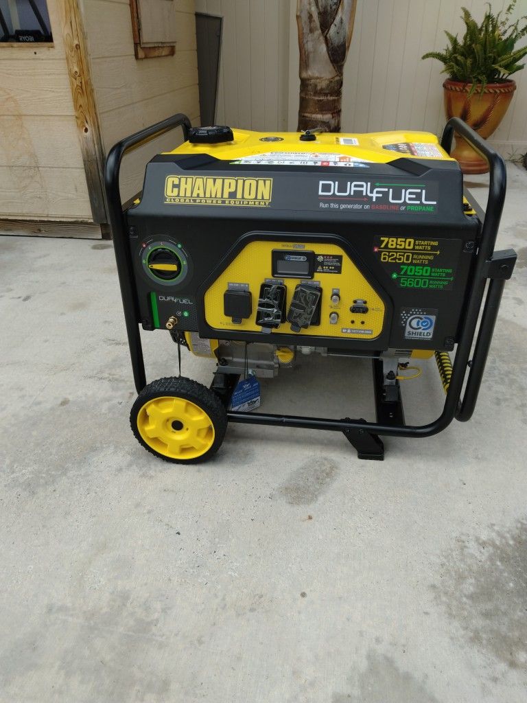 Champion 7850 Starting Watts Dual Fuel Generator 