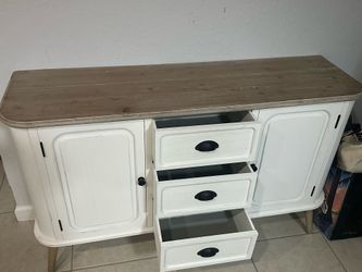 Buffet table