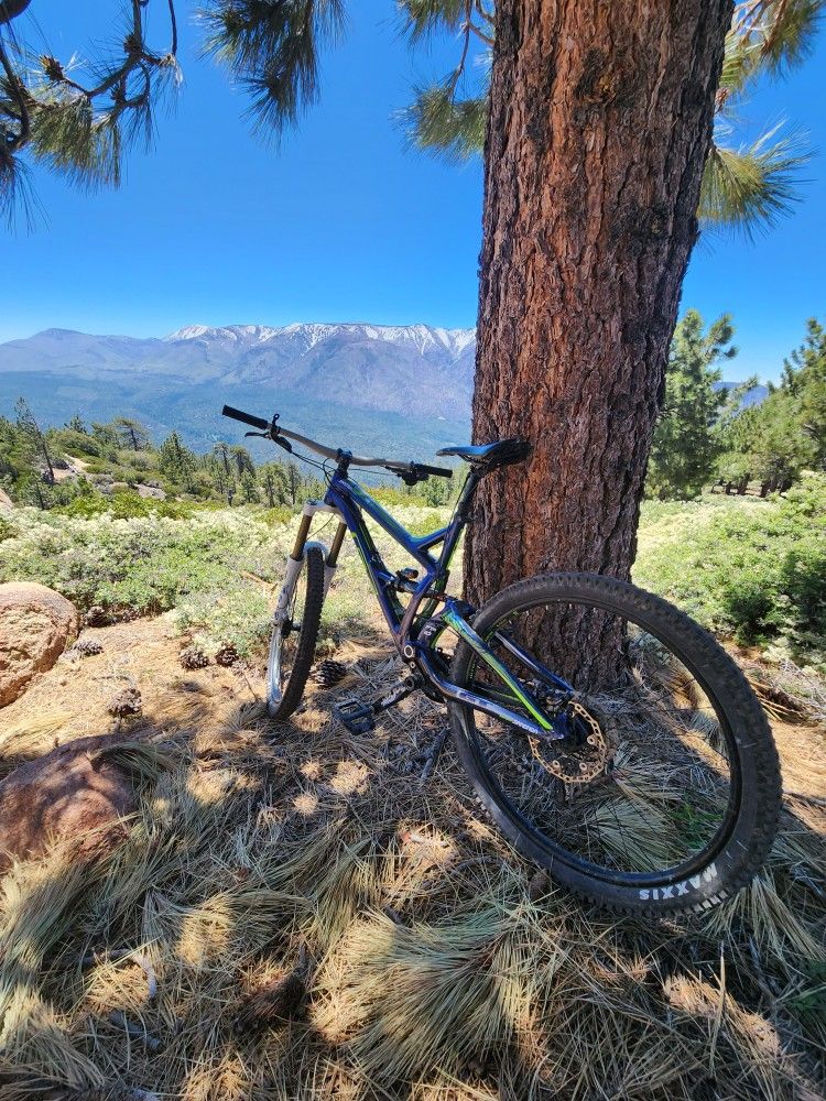 GT SANCTION MOUNTAIN BIKE
