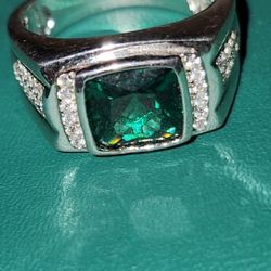 925 Silver Ring Green Stone