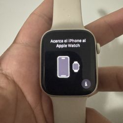 Apple Watch Series 8 