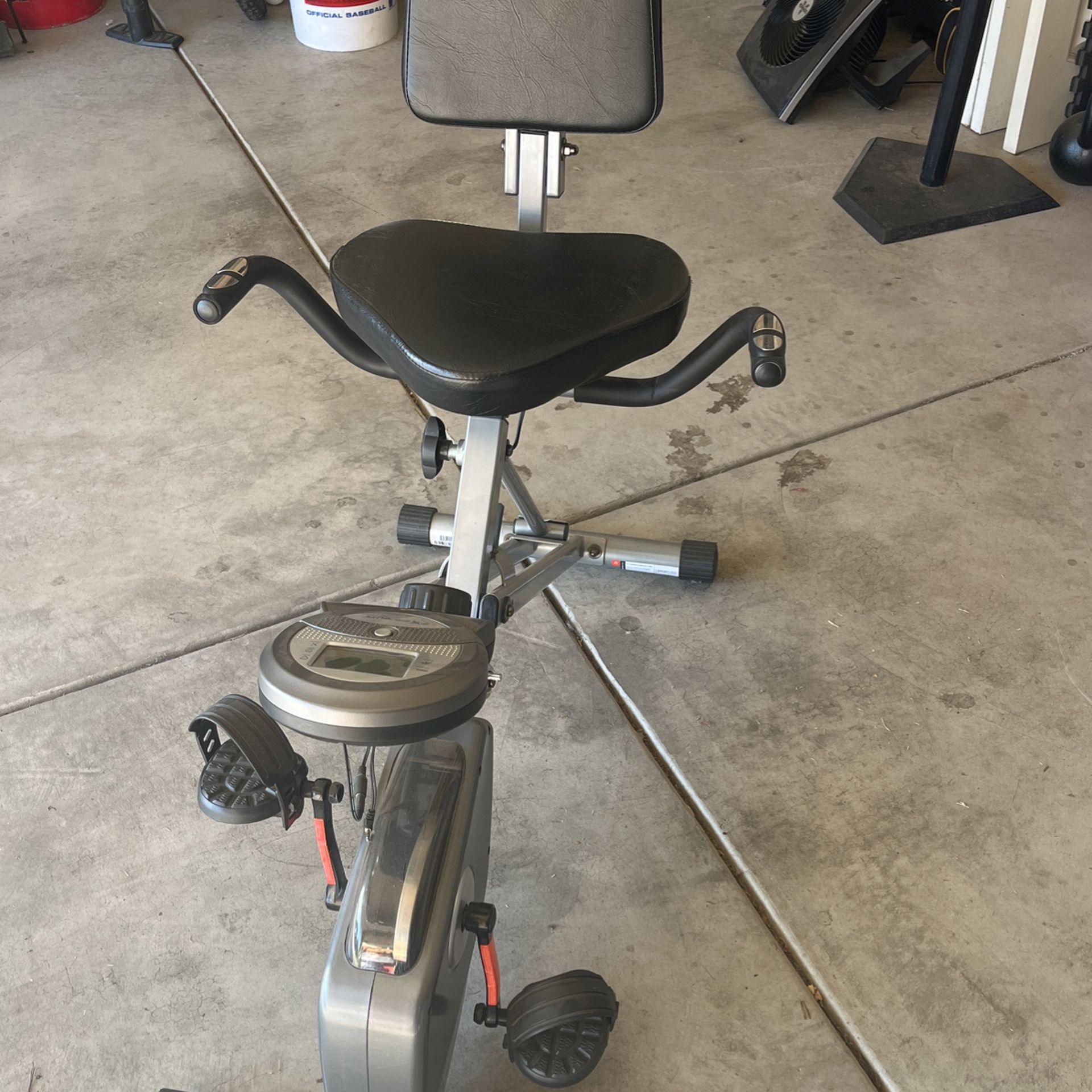 Exerpeutic 400XL Folding Recumbent Bike for Sale in Hanford, CA OfferUp