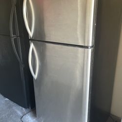 Refrigerator works great I sell them all the time