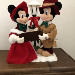 Disney Mickey Minnie Mouse Christmas Carolers 