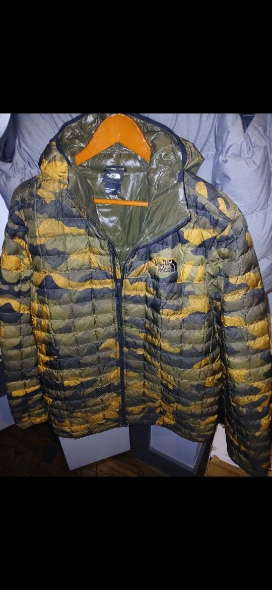 North Face Winter Jacket $250 or Vest $175 NWOT, other Winter Jackets & Coats Available