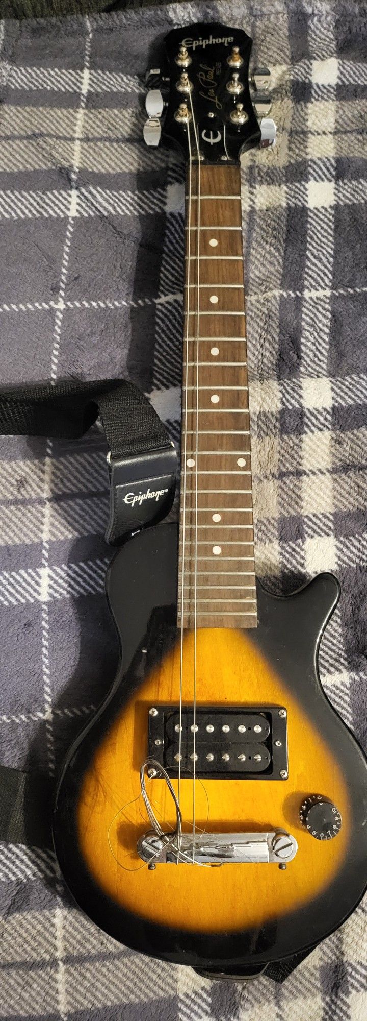 Epiphone Peewee