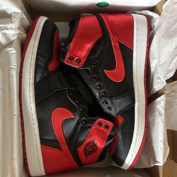 Jordan 1 Satin Bred 