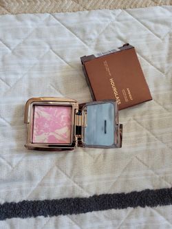 Lighting Blush.