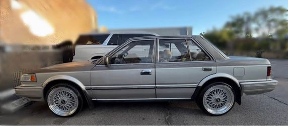 1987 Nissan Maxima
