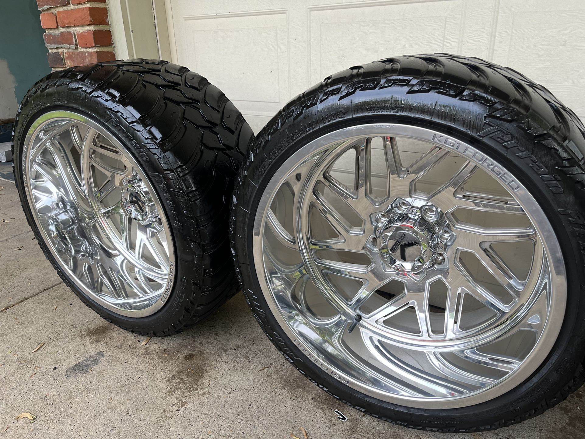 KG1 Forged 24x14 8x170