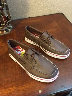 Boys brand new loafers size 1y