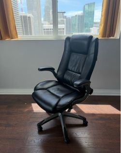 Black Leather Executive Office Chair