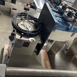 Baileigh R-M10E Metal Roller