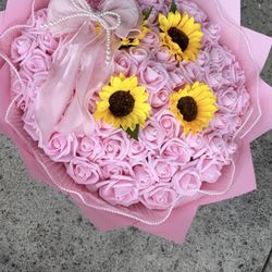 100 Roses $125 200 Roses $250 !! 