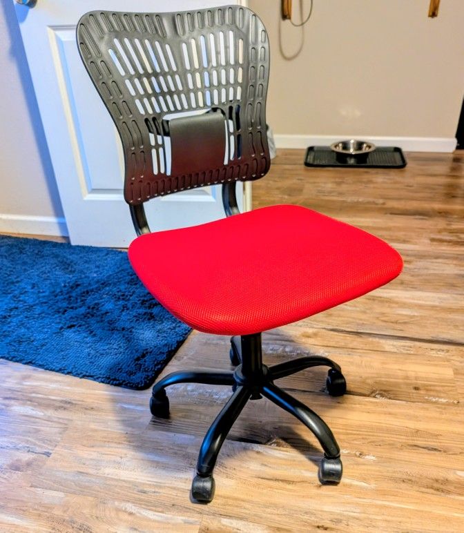 Office Chair - Basic But Works