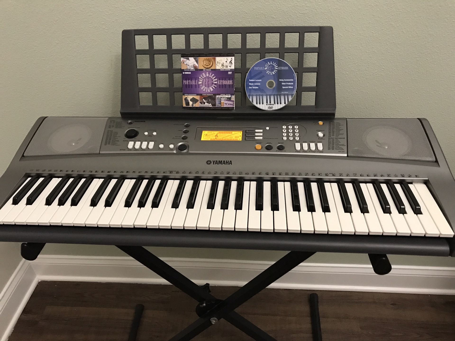 Yamaha Electronic keyboard YPT-310