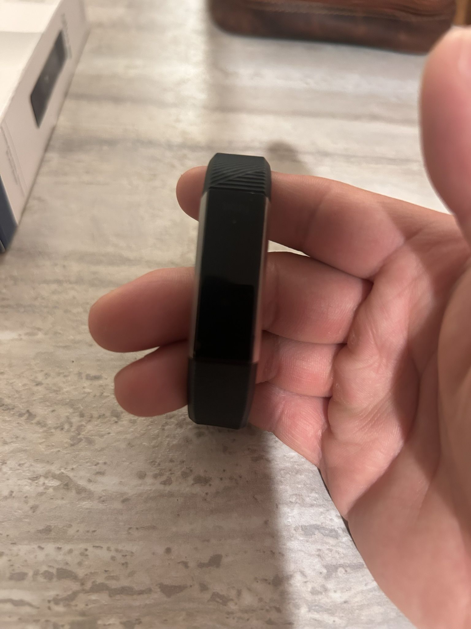 Fitbit Alta HR