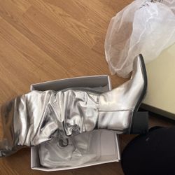 Boots Size 6.0 For Alien Costume