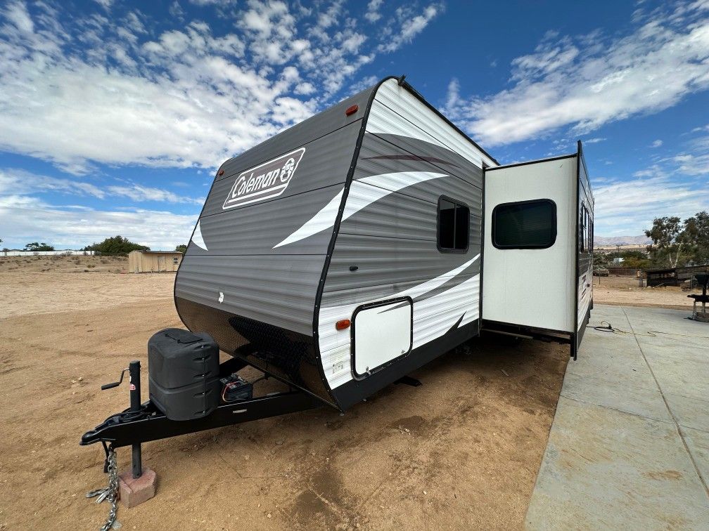 2017 COLEMAN Ultralight