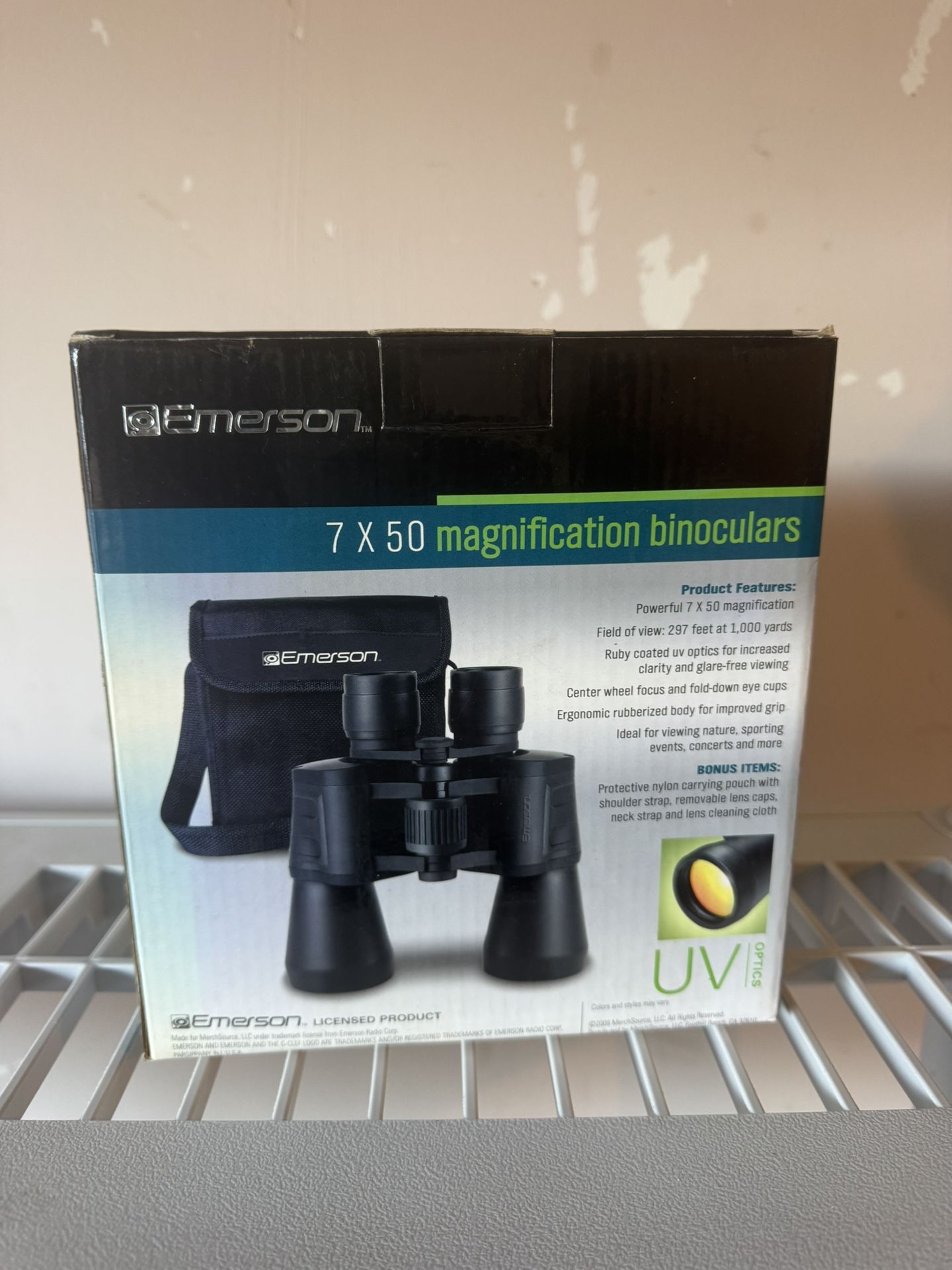 Emerson 7 x 50 Magnification Binoculars - Like New!