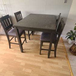 Table And Chairs 