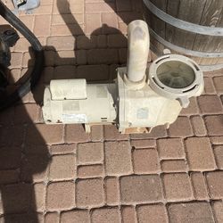 Pool Pump. 