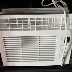AC Window Unit