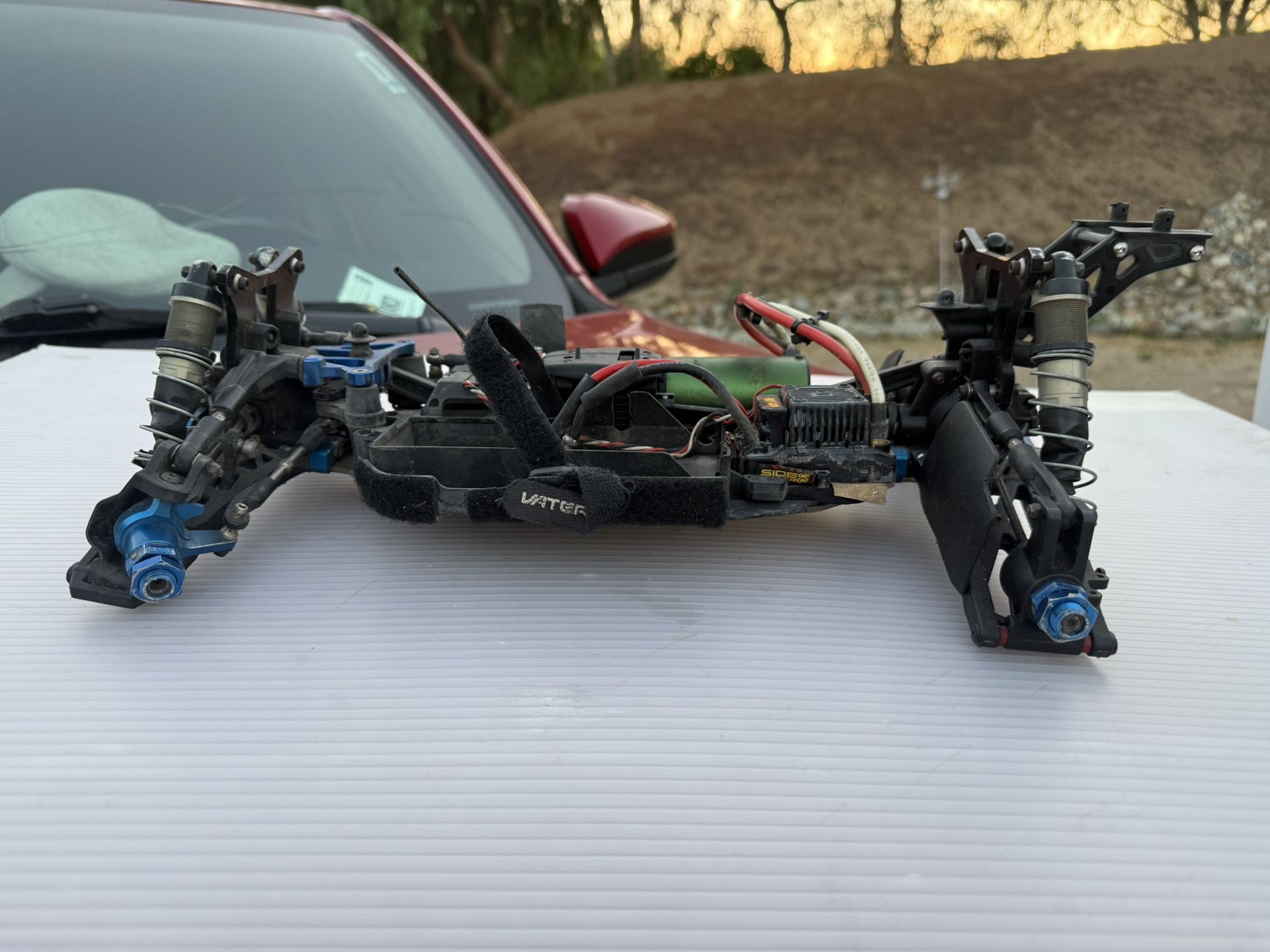 RC team associated RC8.2E ; 1/8 Scale