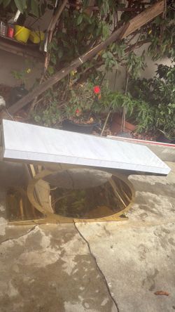 Table (best quality wood table top)