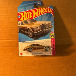 Hot Wheels ‘82 Cadillac Seville (Milwaukie,OR)