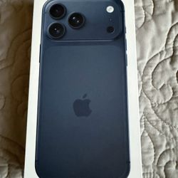 apple iphone 17 pro max (Brand new) box sealed