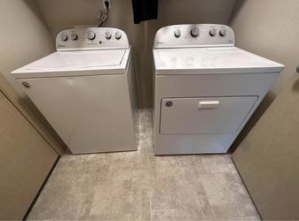 Whirlpool Washer And Dryer Set