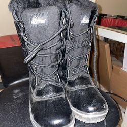 Women’s Winter Boots Sz 7