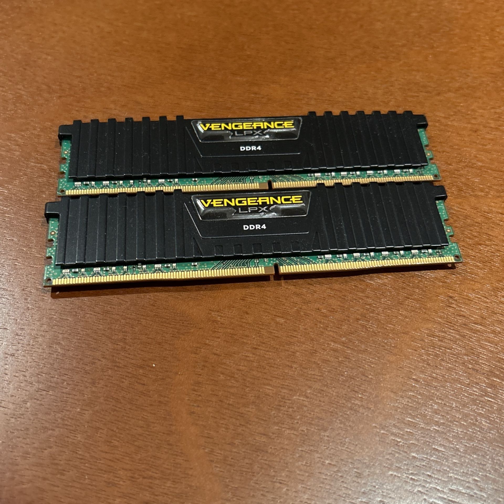 Vengeance DDR4 16GBx2
