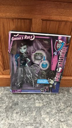 Collectors: Monster High Ghouls Rule Frankie Stein Doll